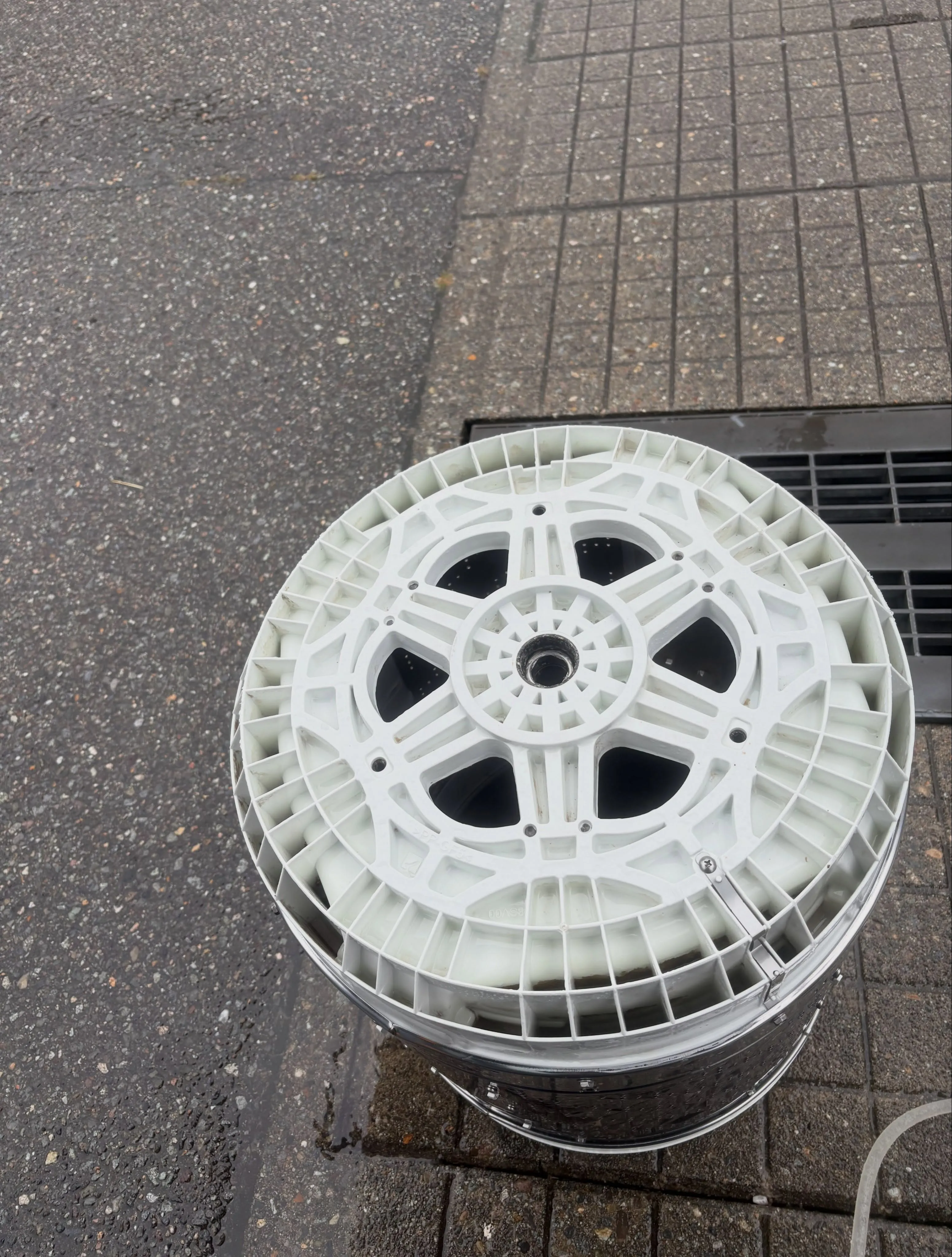 洗濯機クリーニング  カビで洗濯物洗う生活からの脱出 