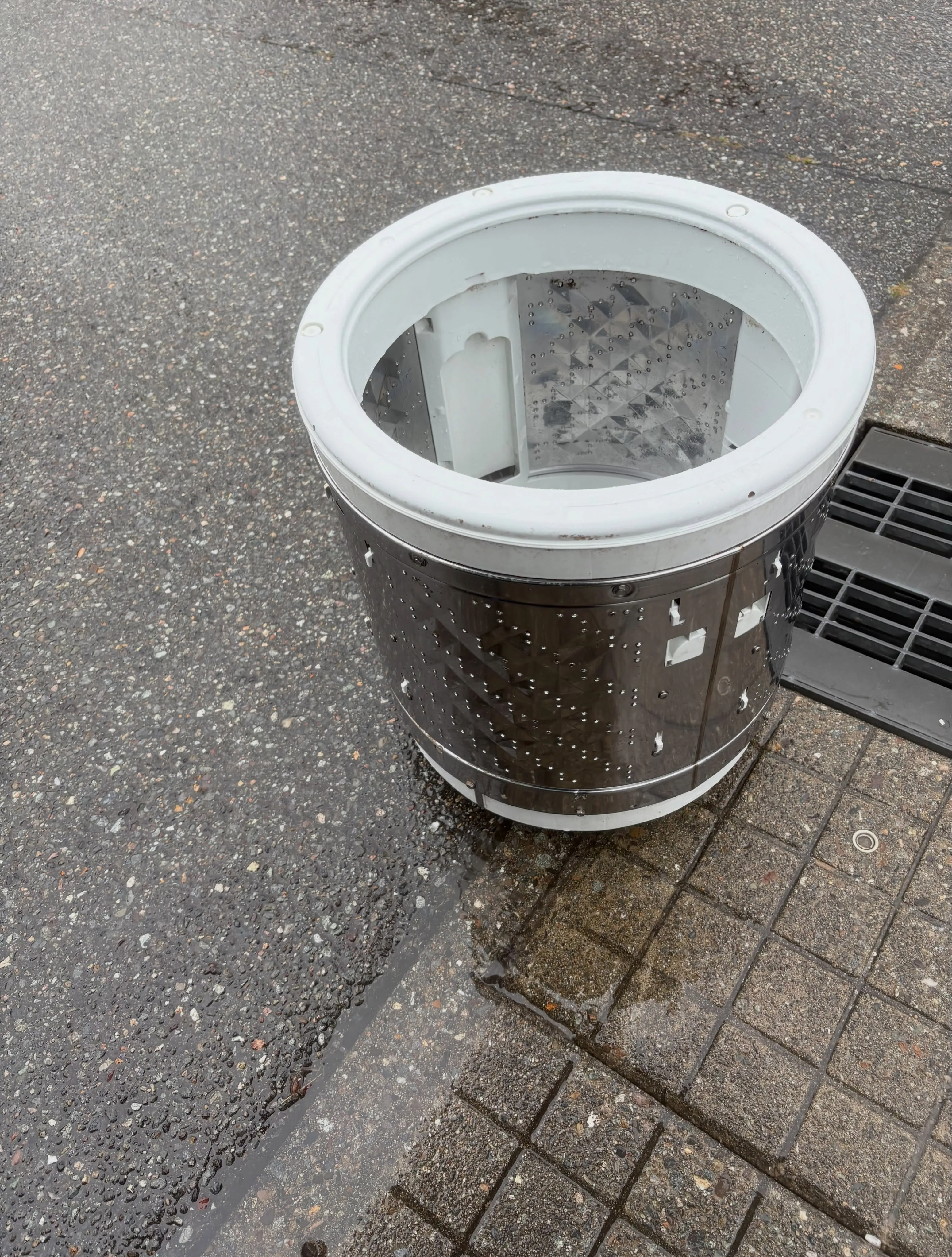 洗濯機クリーニング  カビで洗濯物洗う生活からの脱出 